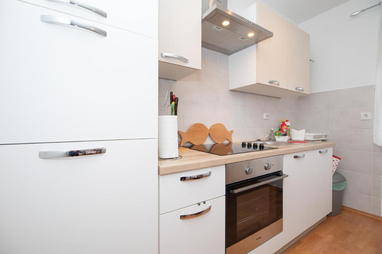 Apartman Skender 3* Ravna Gora Apartment Bagian luar foto